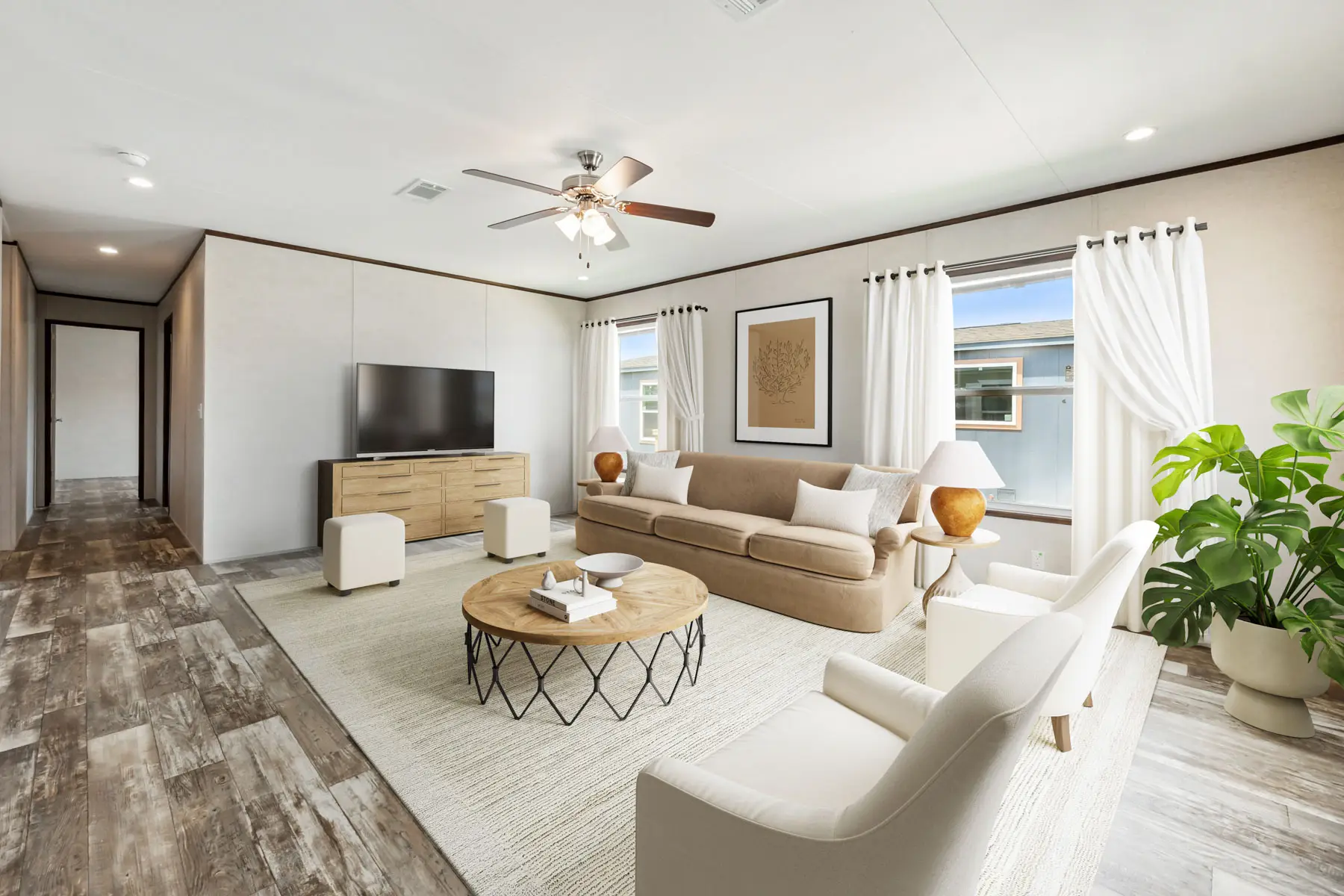 135-prime-prime-3252h32p08-living-room-staged